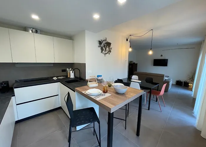 Lucia Holiday Apartments